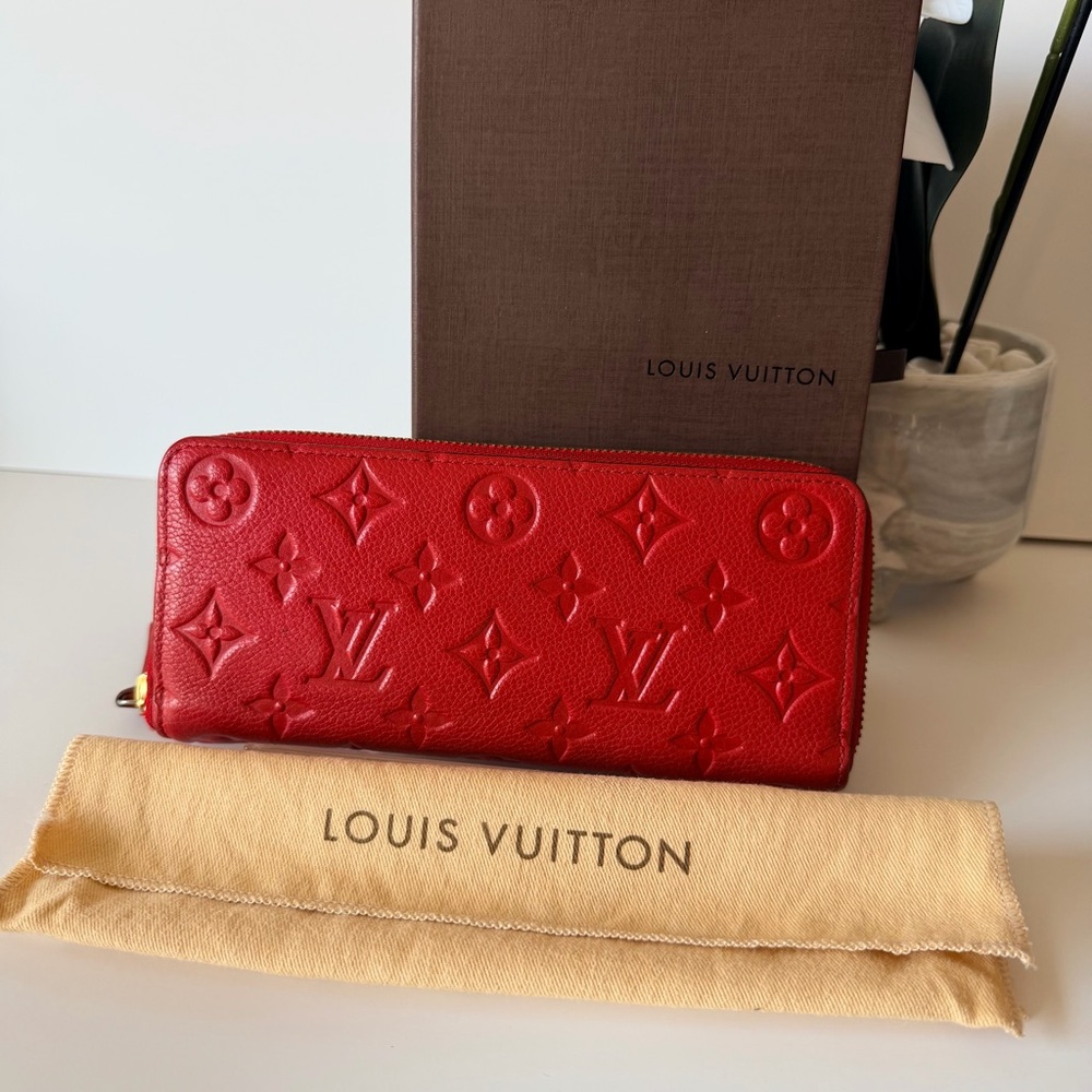 Authentic Louis Vuitton Zippy Wallet Empreinte Leather – Bold Red – - Picture 11 of 17